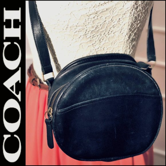 Coach Handbags - Coach Vintage Chester Canteen Crossbody